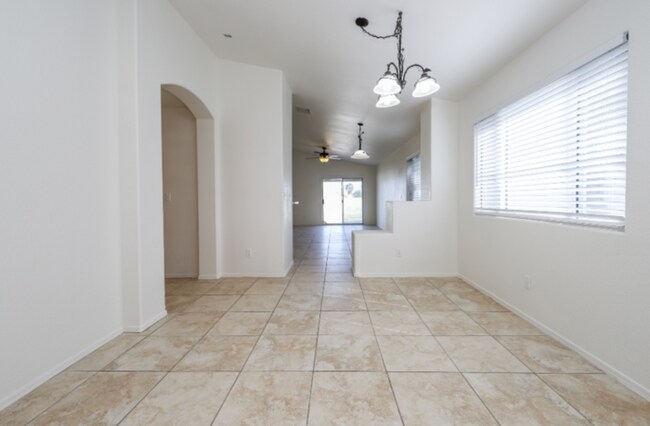 Foto del edificio - Tucson, AZ - Single-Family - $1,945.00