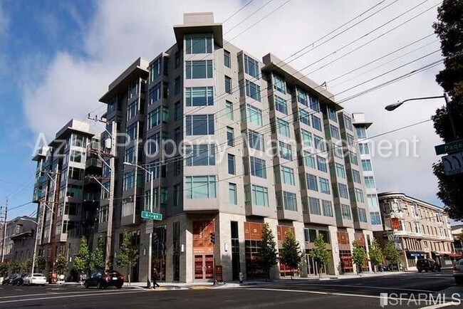 Building Photo - 55 Page St