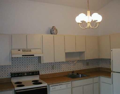 Building Photo - 4269 Willow Brook Cir