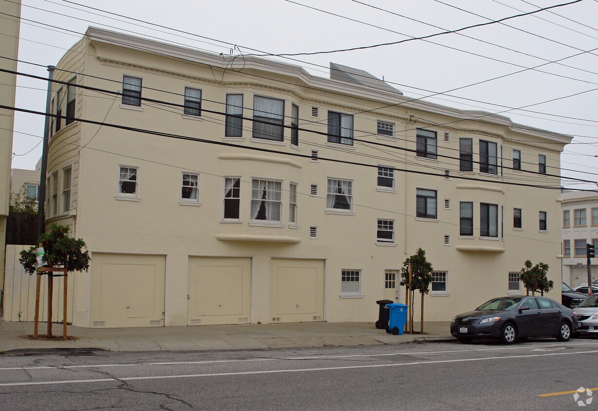 Primary Photo - 795 25th Ave