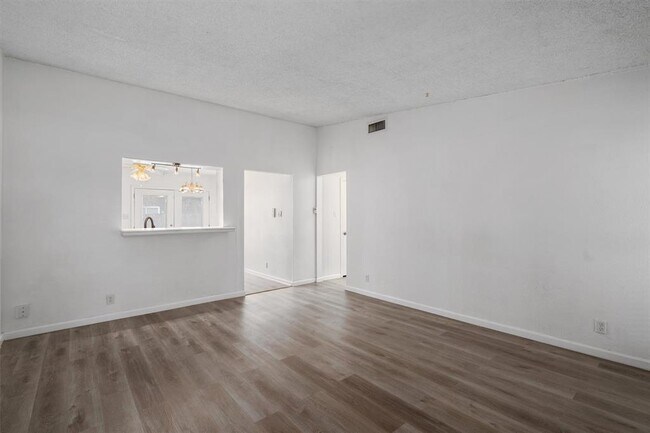 Foto del edificio - 11908 Broad Oaks Dr