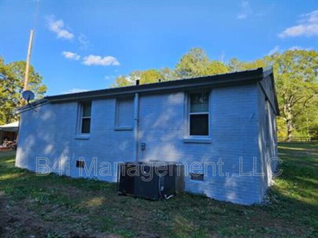 Foto del edificio - 117 Oak Dr