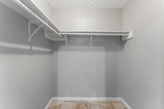 Building Photo - 2 Ground Brier Ct