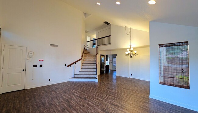 Building Photo - 4 Bedroom Home in the Waters Edge at Ocotillo Community Near W Queen Creek Rd and S Dobson Rd!