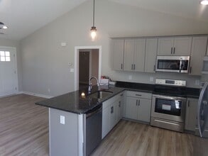 Building Photo - 3830 Yorkshire Pl