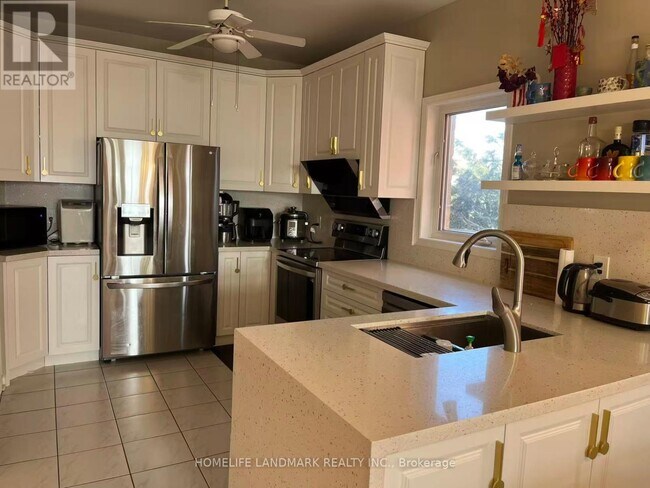 Building Photo - 1482 Sandpiper Rd