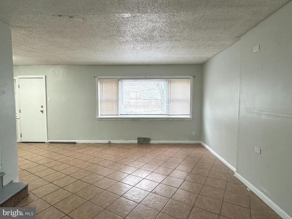 2615 Kane St, Chester, PA 19013 Townhome Rentals in Chester PA