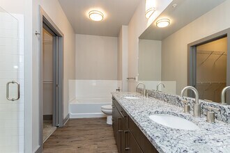 3BR, 2BA - 1,415SF - The Reserve at Shoe Creek