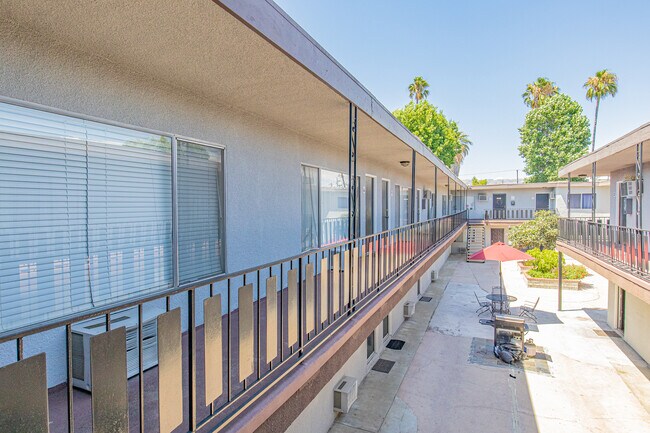Foto del edificio - Cohasset Apartments