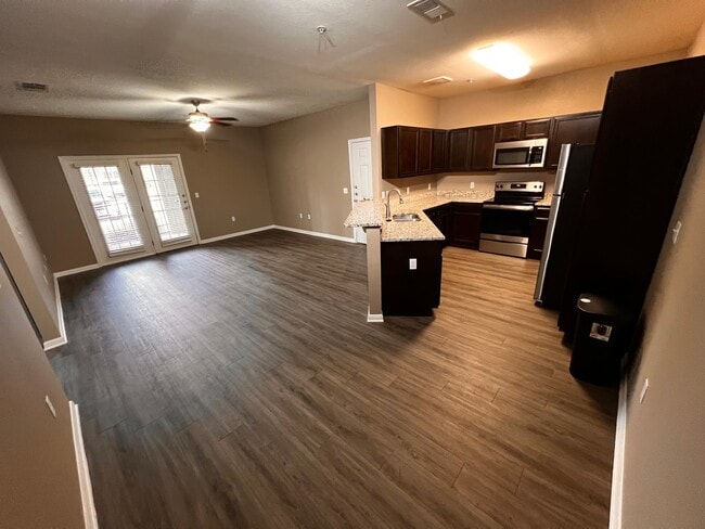 Building Photo - 1031 FM2931