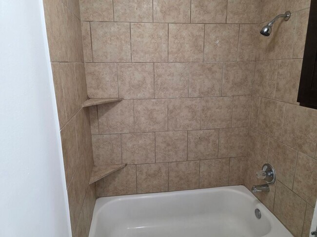 Foto del edificio - 2603 Shady Bayou Ln