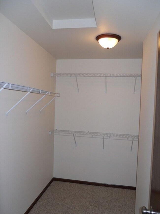 Foto del edificio - 3 Bed 3 Bath Twin Home