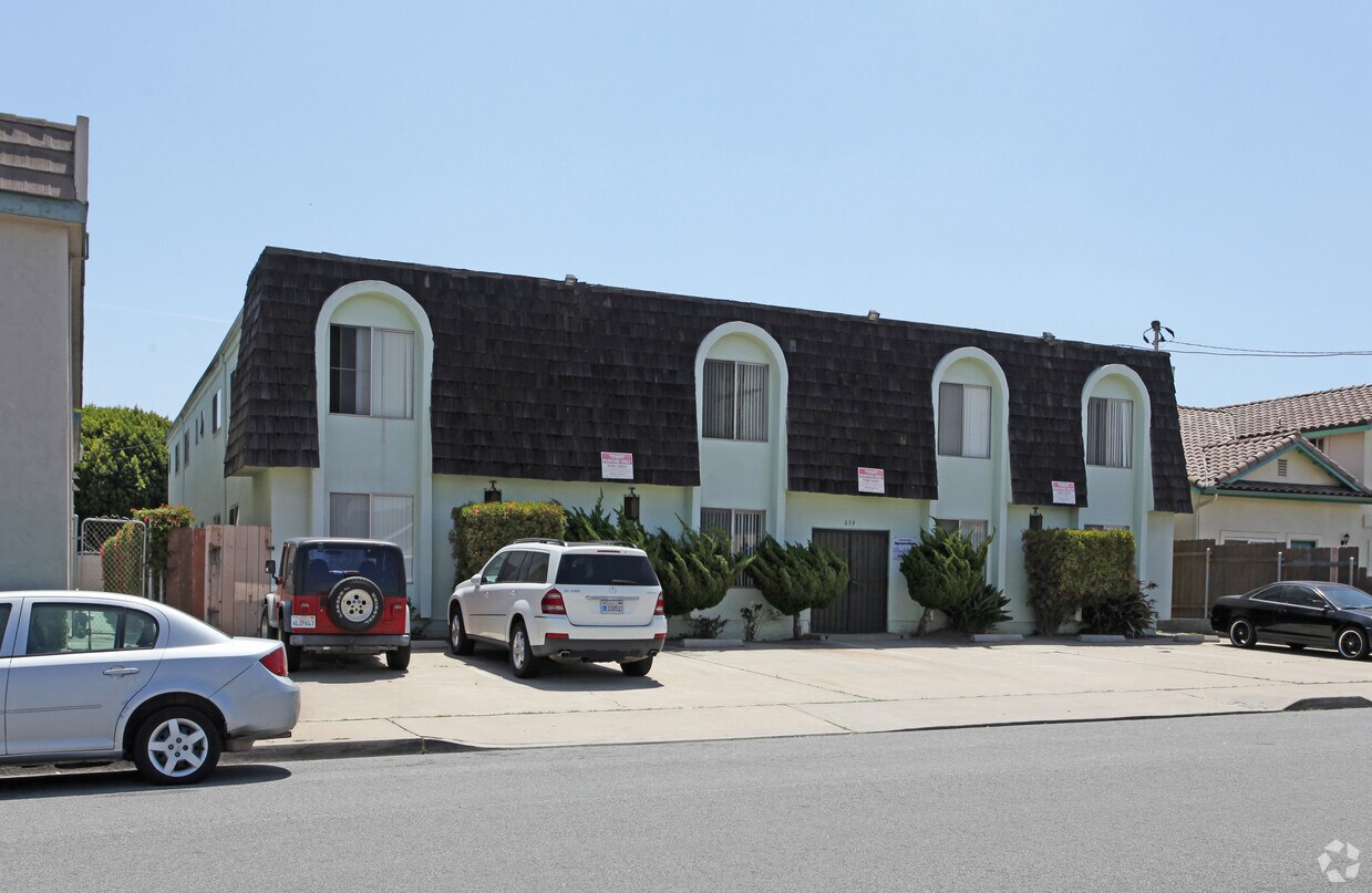 Building Photo - 639 10th St