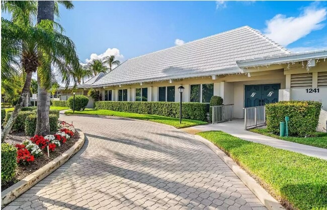 Building Photo - 1261 Sugar Sands Blvd