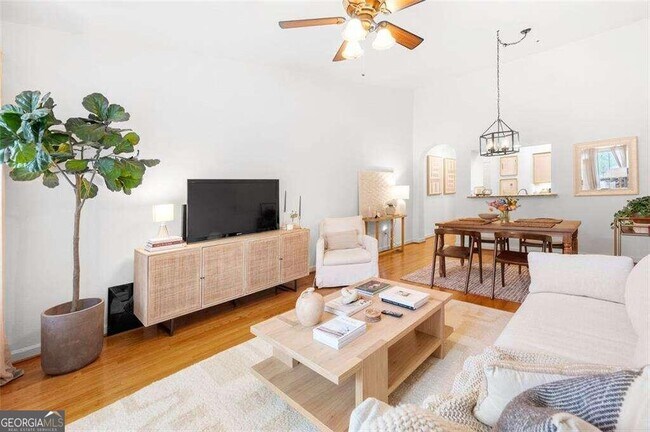 Foto del edificio - 3777 Peachtree Rd NE