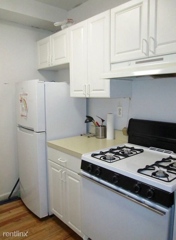 Building Photo - Studio, 1 bath  - 104 Waverly Ave