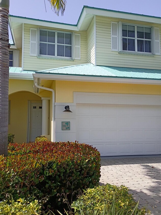 Foto principal - 142 Barefoot Cove