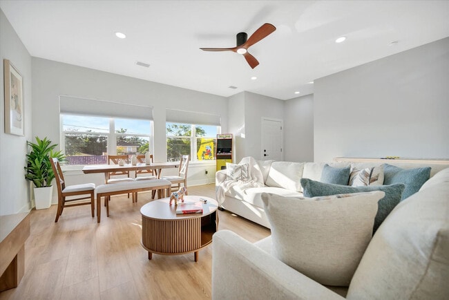 Building Photo - 4120 W North A St