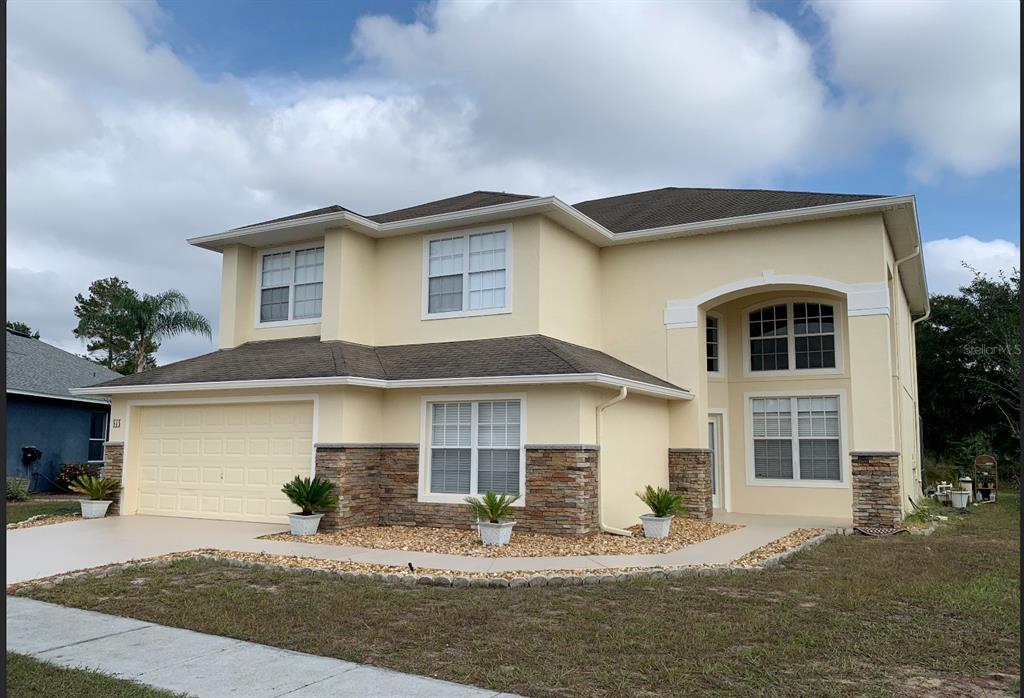 Foto principal - 845 Wildflower Rd