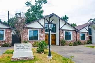 Building Photo - 29527 Turnbury Village Dr