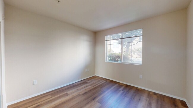 Interior Photo - Jefferson at Marina del Rey