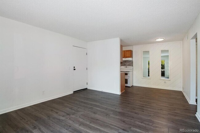 Foto del edificio - 3250 Oneal Cir