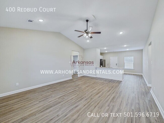 Foto del edificio - 400 Redbud Ct