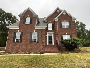 Building Photo - 10411 Rougemont Ln