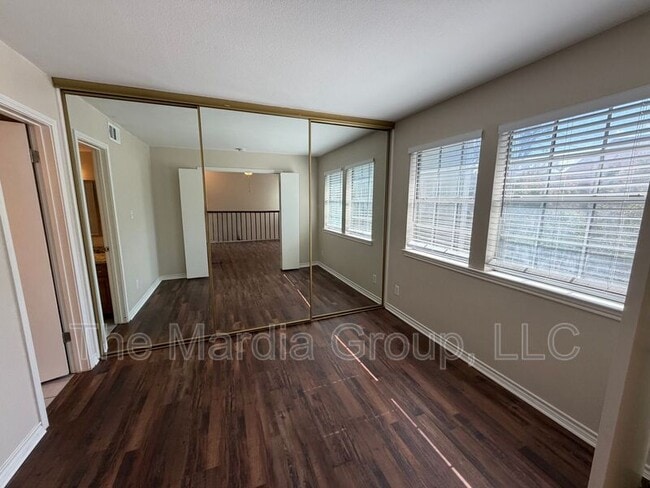 Building Photo - 6220 Bentwood Trail