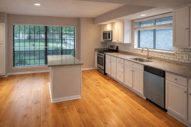 Building Photo - 12239 Kleinmeadow Dr