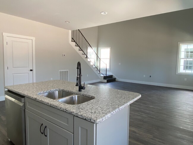 Building Photo - 480 S George W Adams Rd