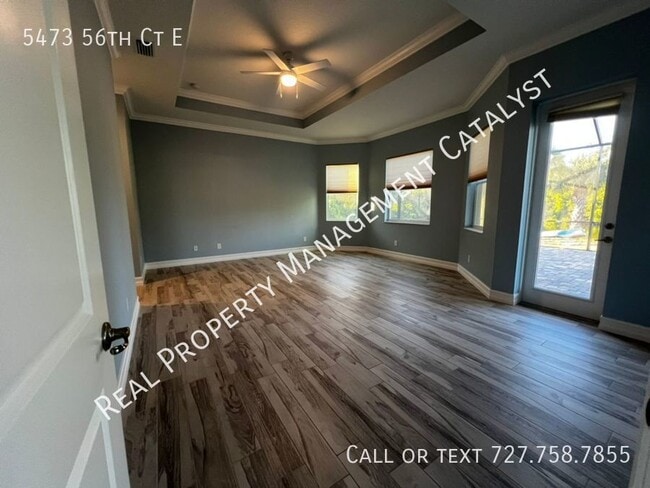 Building Photo - Beautiful Spacious 4/3 Home with Pool on B...