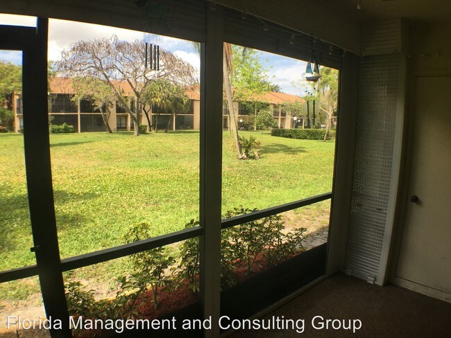 Foto del edificio - 2323 SW 15th St