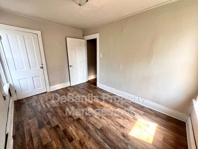 Foto del edificio - 534 13th Ave