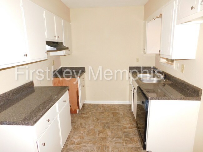 Building Photo - 3442 Ridgemont Ave