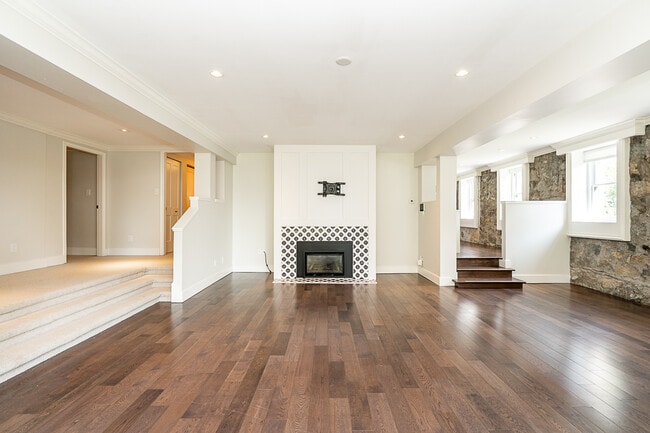 Building Photo - 3545 Dowsley Ct