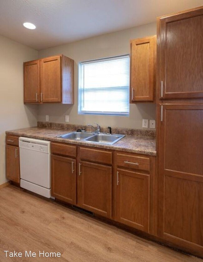 Building Photo - 3 br, 2 bath House - 1109 S Brecklyn