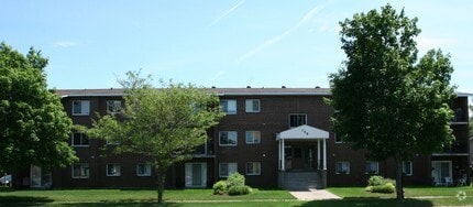 Building Photo - Cambridge Heights Apartments