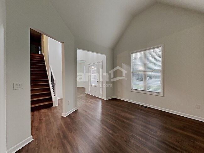 Building Photo - 1135 Blankets Creek Dr