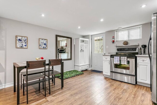 Building Photo - 2019 Westfield Dr