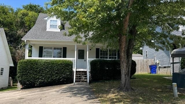 Foto del edificio - 3117 Holly Brook Cir