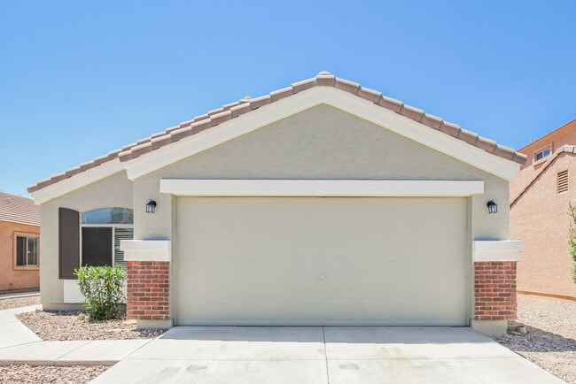Building Photo - 24007 W Huntington Dr