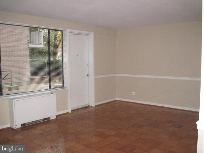 Building Photo - 4501 Arlington Blvd