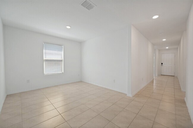 Foto del edificio - 14045 Ilderton St
