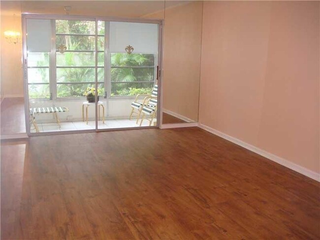 Foto del edificio - 6700 NE 22nd Way