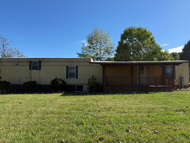 Foto del edificio - 2 Bedroom 1 Bath Mobile Home in Greenevill...