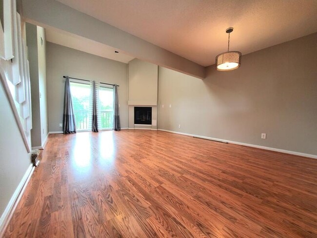 Building Photo - 4944 Willow Pointe Ln