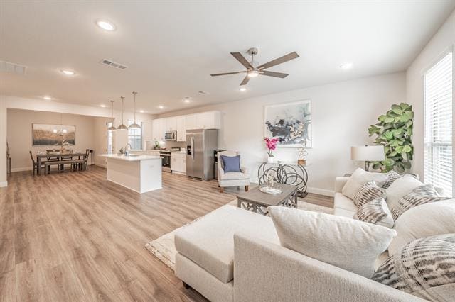Building Photo - 9713 Thorncrown Ln