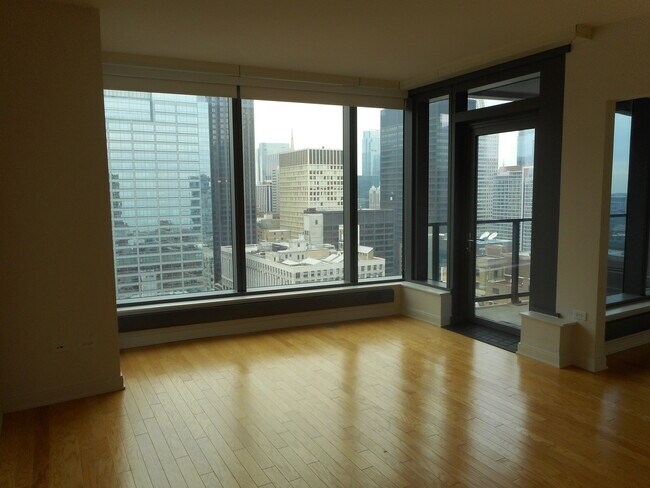 Building Photo - 60 E Monroe St