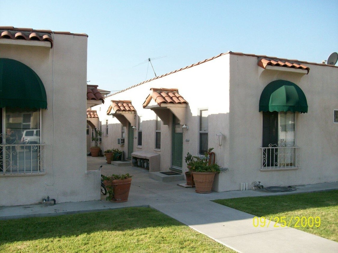 10051017 W 9th St, Los Angeles, CA 90731 Condo for Rent in Los